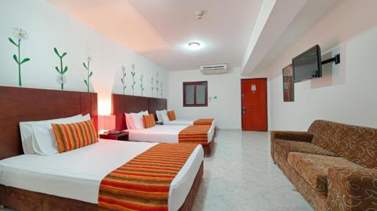 TRIPLE ROOM