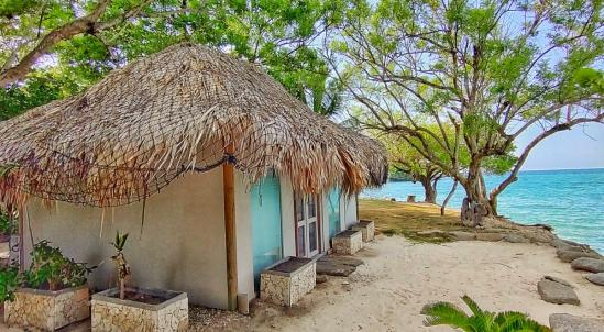 Cabaña con vista al mar