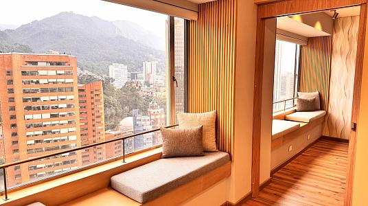 BUSINESS SUITE EXECUTIVE