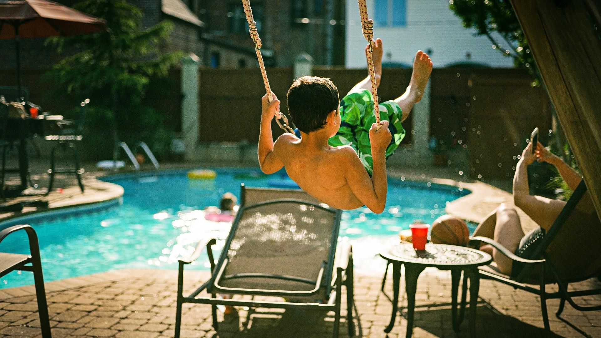 Relax, pool, and even ice cream... a day in Villavo feels like a dream!