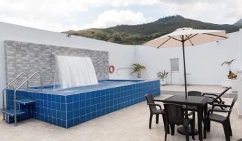Tama Hotel Granada Real