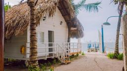 Marine Beach Club &amp; Hotel