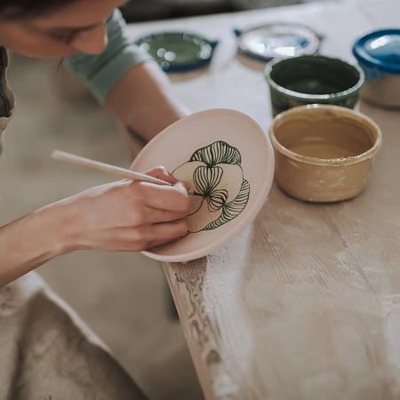 Ceramic tradition, workshops and cultural spaces